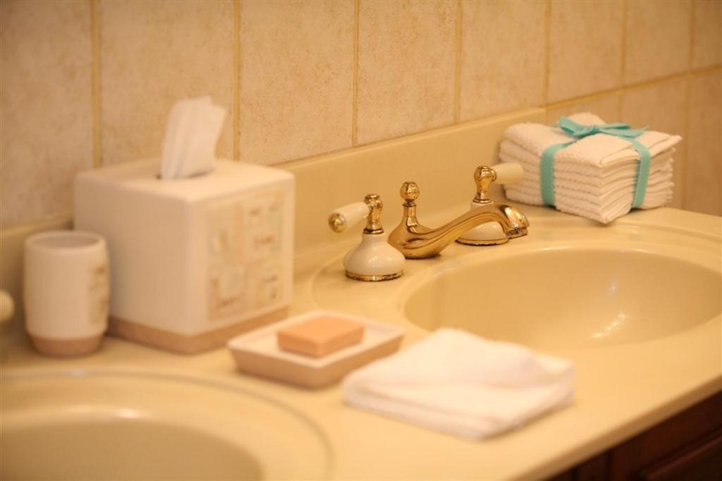 Wayne Bed & Breakfast Inn (Adults Only) Pokój zdjęcie
